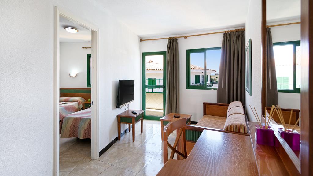 8C1D6B9E55C733FF2D9A9C15F264E898