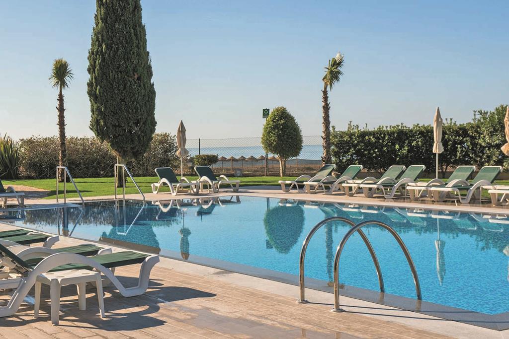 9B5A4AECF2666D0FC44CF683B0DA3F83