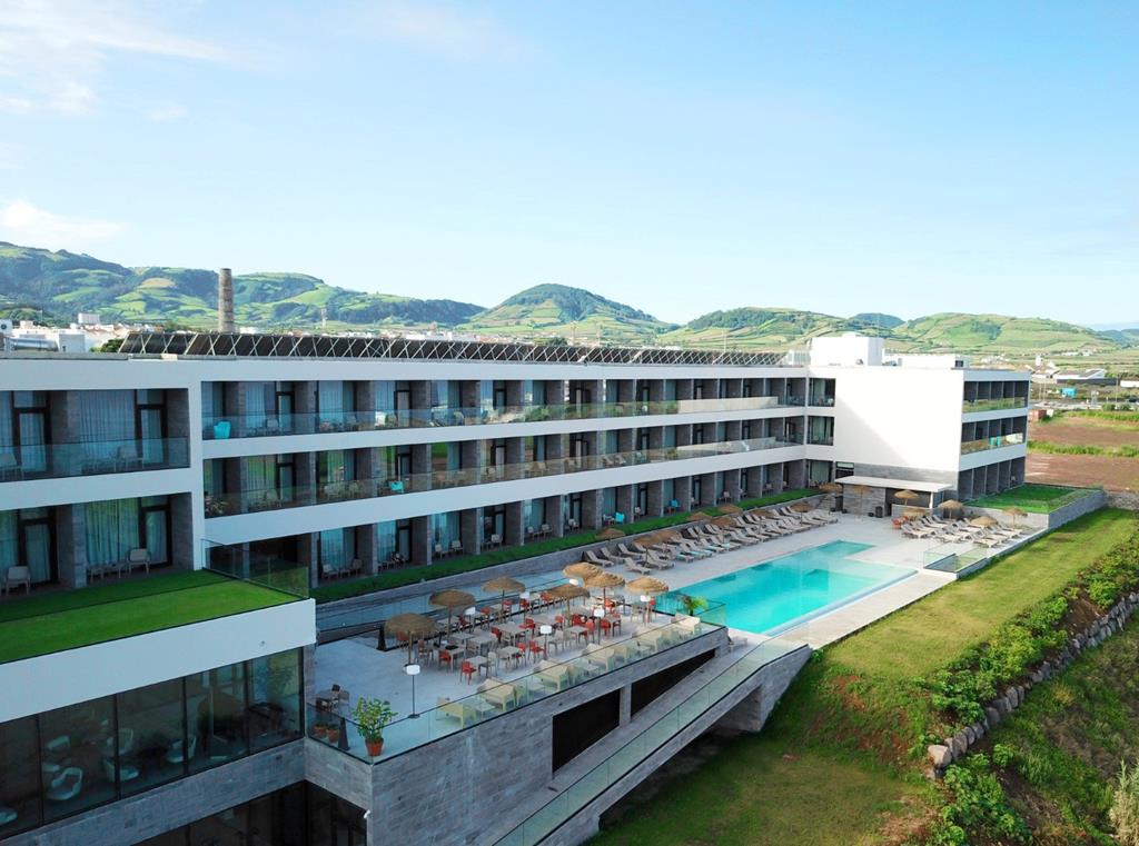 B9144424D5A97FD21BFEF79779C4391C