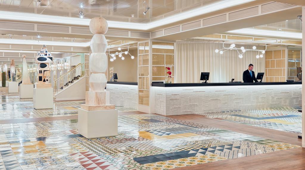 C6CDED5EB266E98A4D38F11B4BC3EB3C