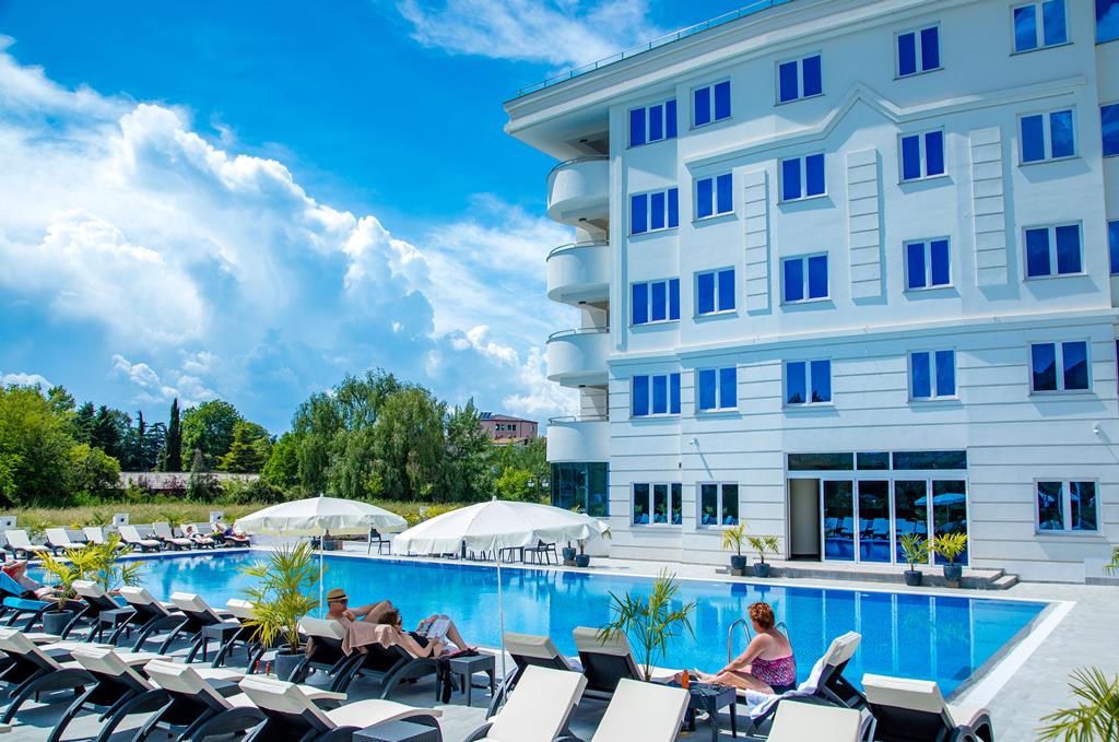 CB54F11F5D4364D561B29C6922260B0C