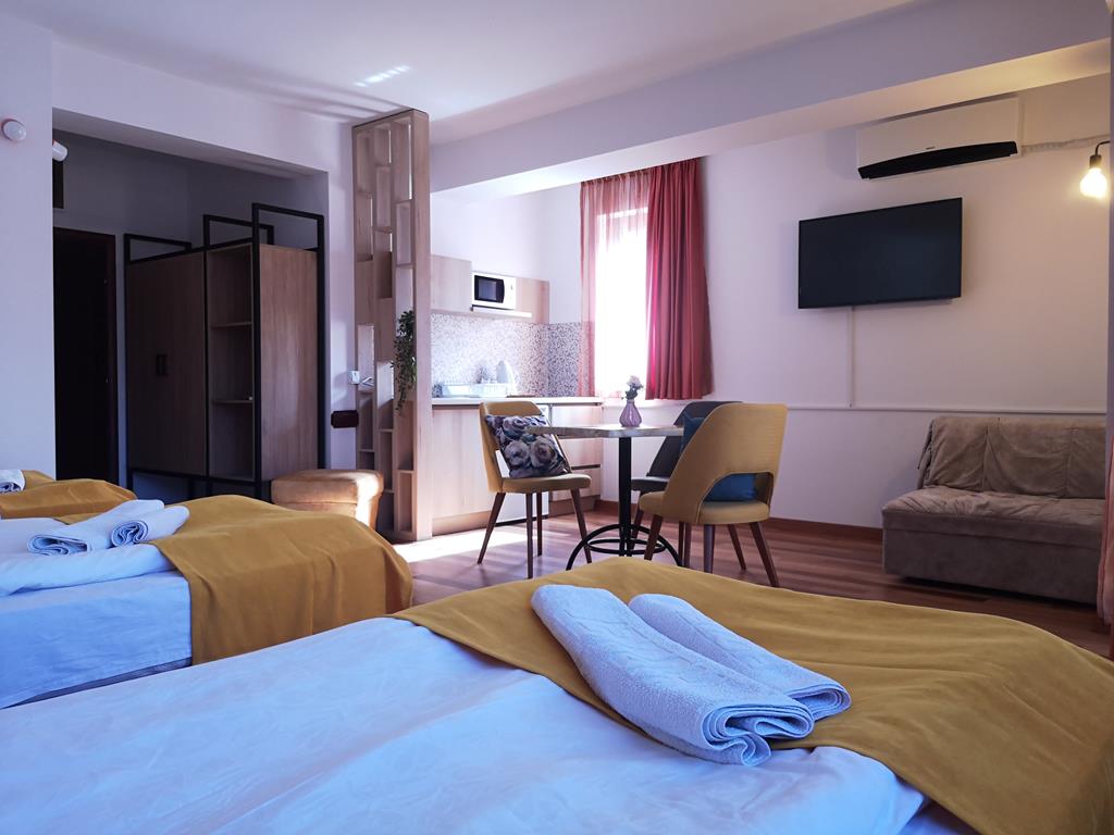 CE866307A363D4DACE7F9F9CA34F5974