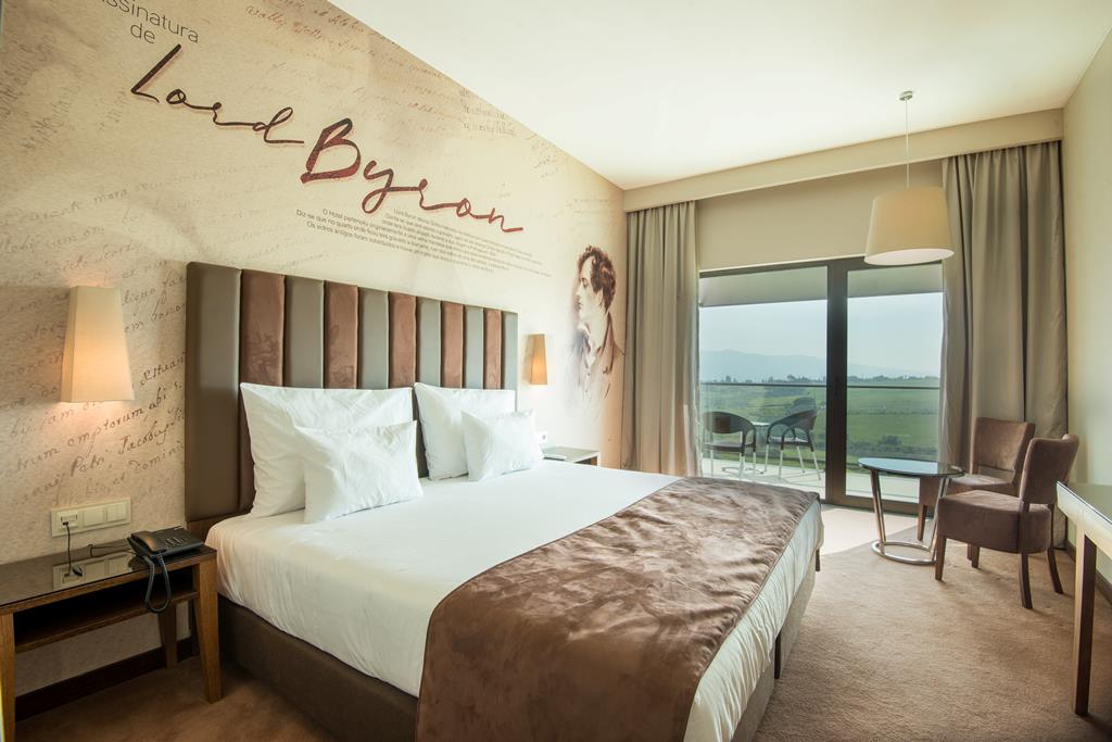 D9DD2ECB8287087B6C8323D803DD18D8