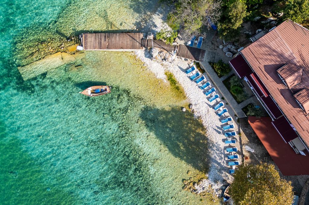 EDE6C6D8DF3BD6C01D75E4F9B9AE7E89